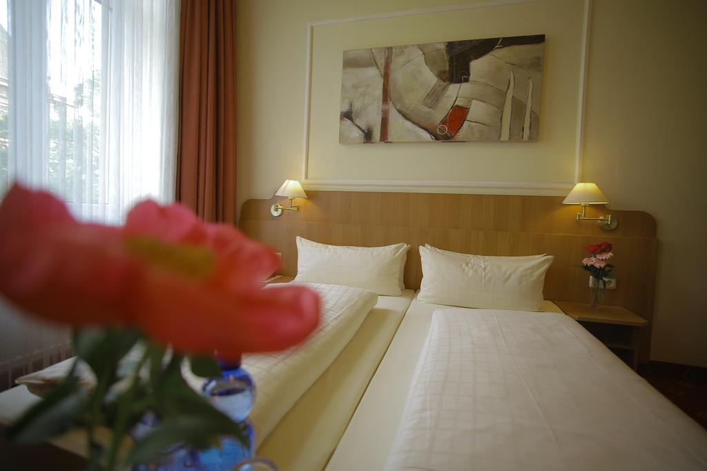 Hotel Koenigshof Mainz Bagian luar foto